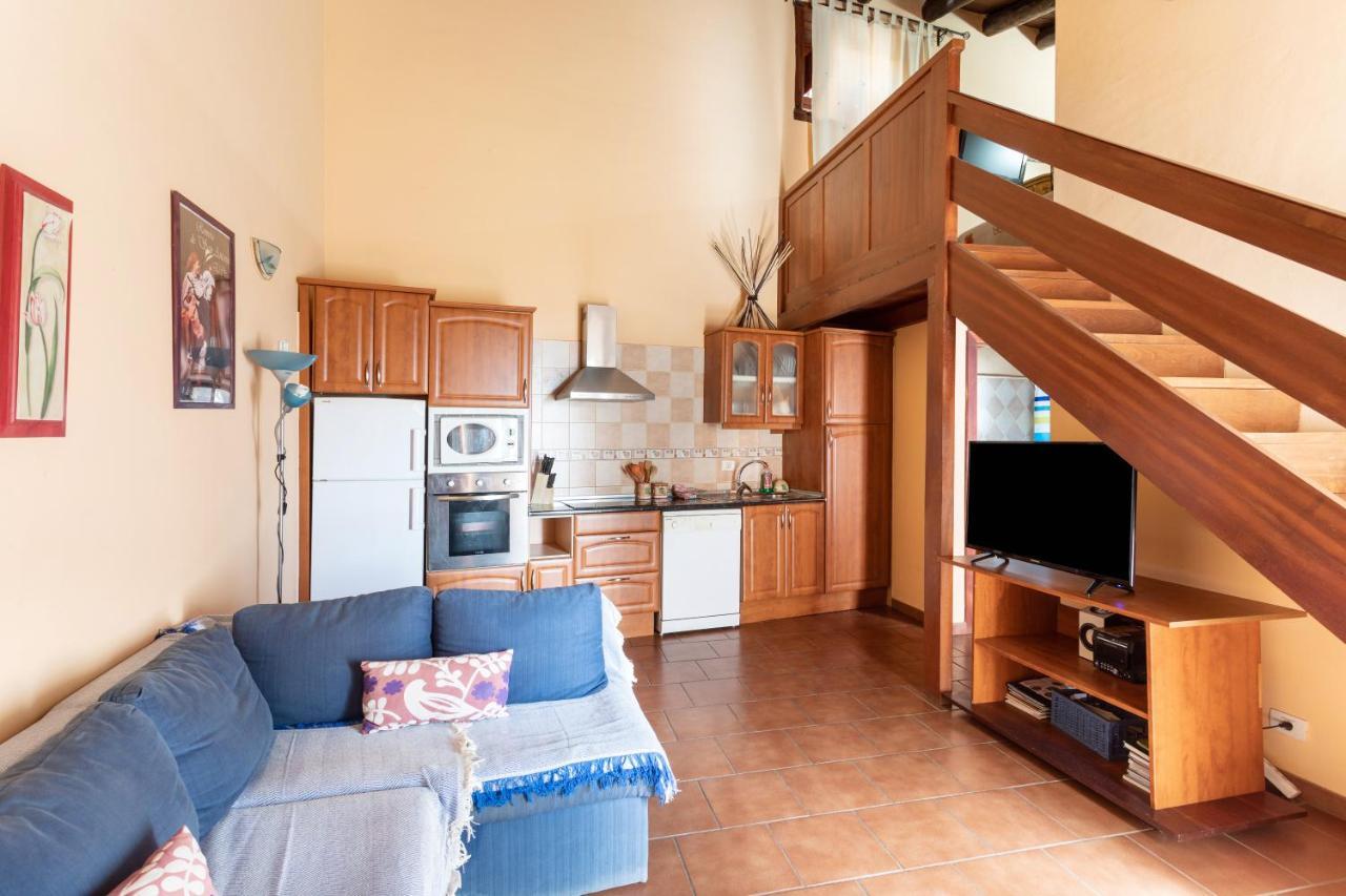 Charming Rustic House El Pinar & Wifi Guest House Bagian luar foto