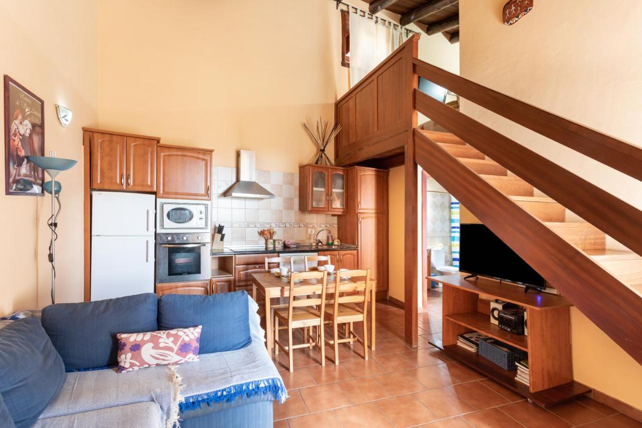 Charming Rustic House El Pinar & Wifi Guest House Bagian luar foto
