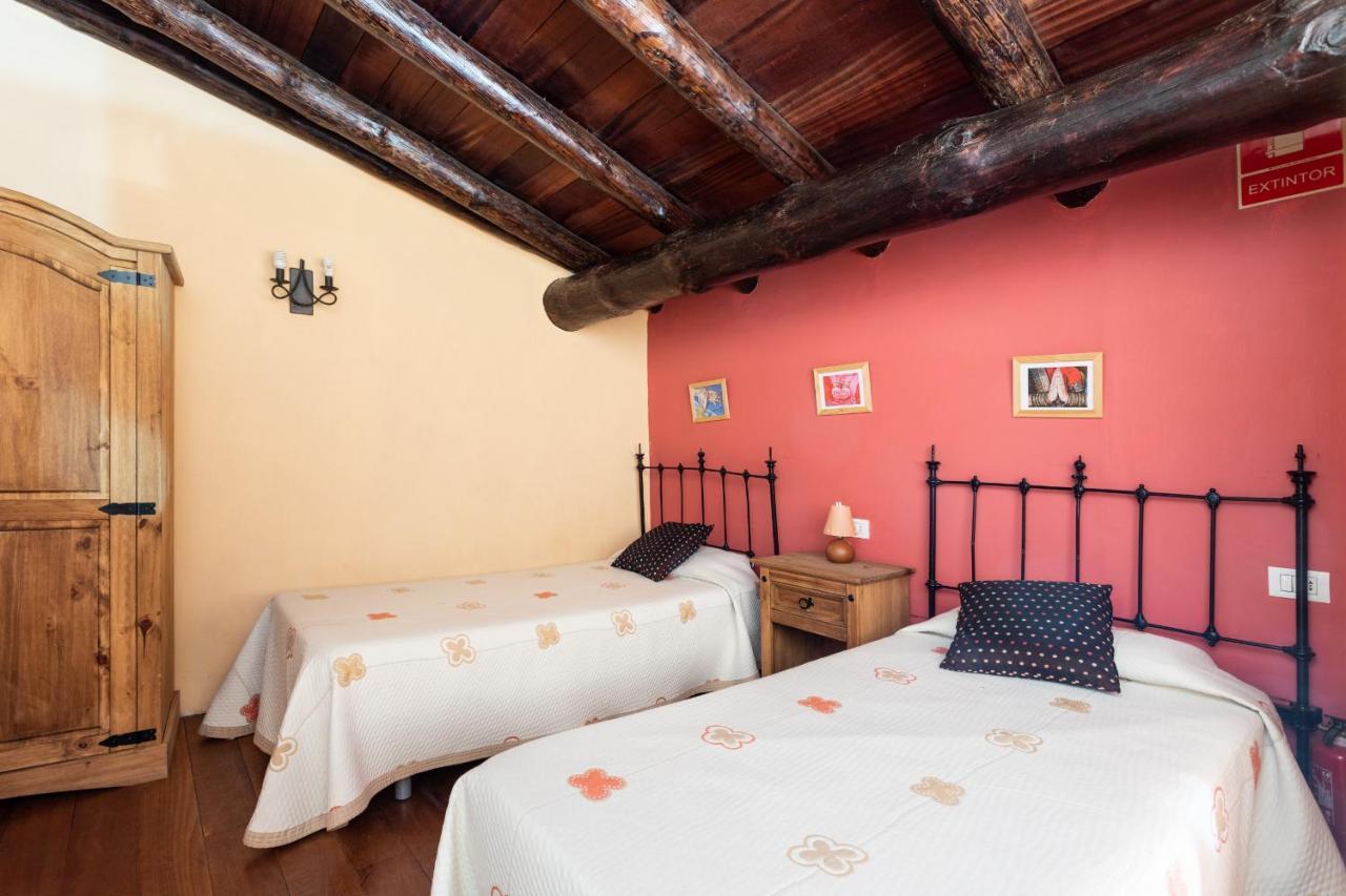 Charming Rustic House El Pinar & Wifi Guest House Bagian luar foto